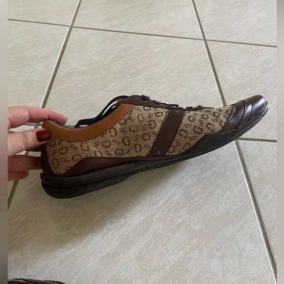 Men’s Guess Size 10 M Brown Multi Leather Monogram Sneakers - Picture 4 of 16